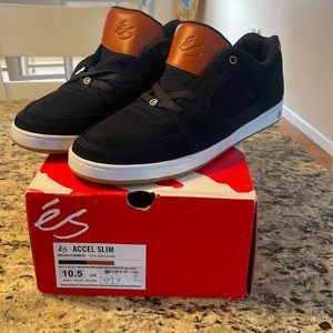 es Accel Slim 10.5 navy suede